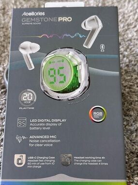 Acellories Gemstone Pro Wireless Earbuds - White/Green Display